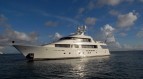 Motor yacht Dona Lola